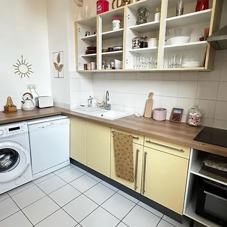 Apartment Intra-muros Climatise Coeur Historique