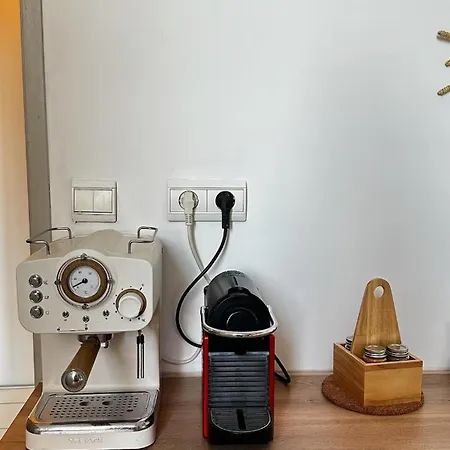 Intra-muros Climatise Coeur Historique Apartment *